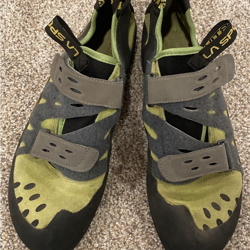 La Sportiva Green and Gray Tarantula Climbing Shoes